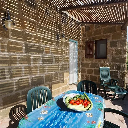 Holiday home Le Case Di Mamma Carmela - Country Houses Isola di Ustica